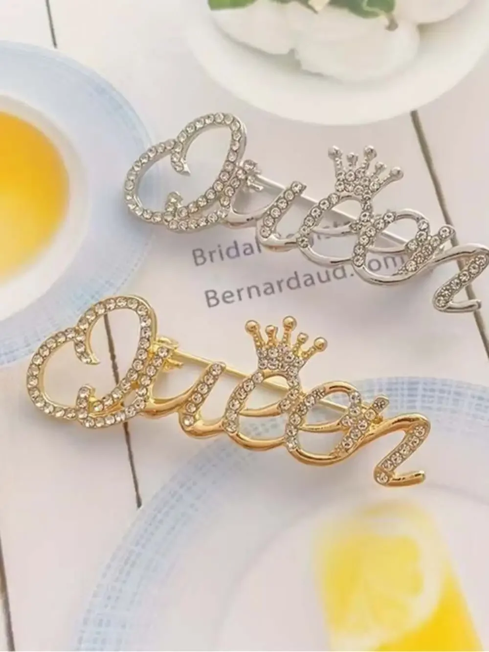 Crystal 'Queen' Script Brooch Pin - Gold Tone